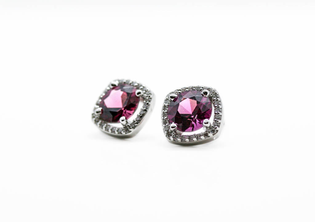 14kt-White-Gold-Garnet-Dia-Halo-Studs-1024×723