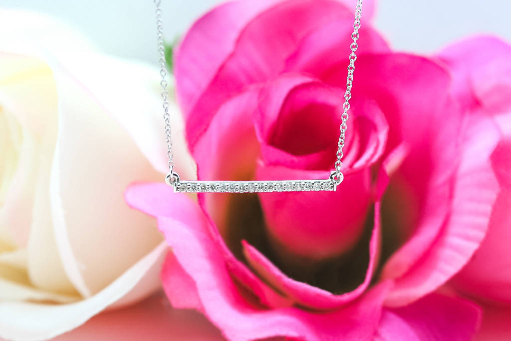14ktwg-dia-bar-necklace-1024×683