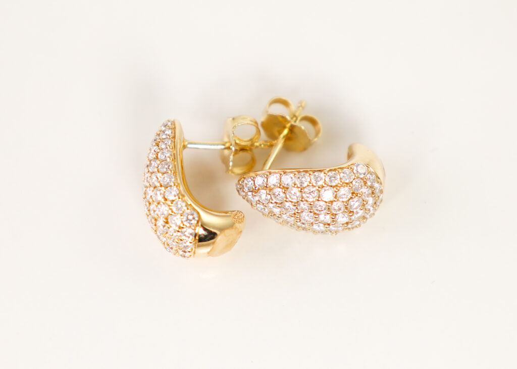 14kt Yellow Gold Lab-Grown Teardrop Earrings 14kt Yellow Gold Lab-Grown Teardrop Earrings