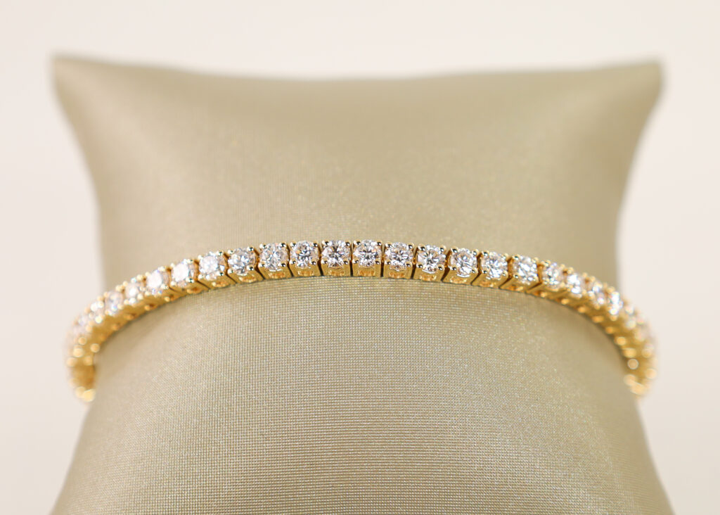 14kt Yellow Gold Lab-Grown Diamond Tennis Bracelet 14kt Yellow Gold Lab-Grown Diamond Tennis Bracelet