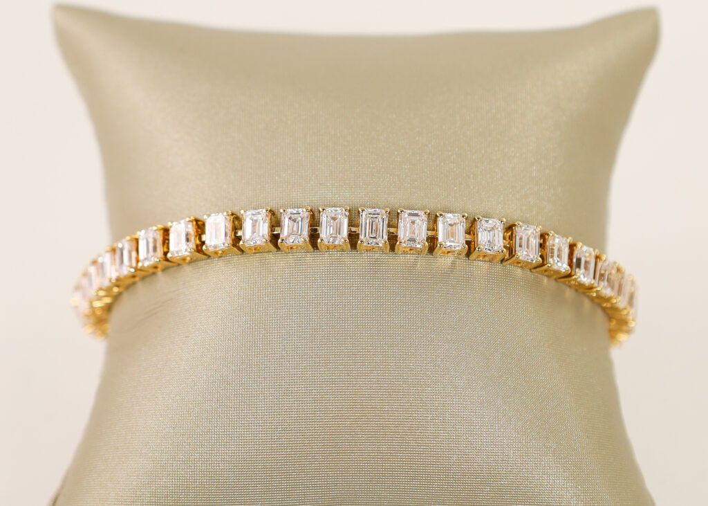 14kt Yellow Gold Lab Diamond Bracelet