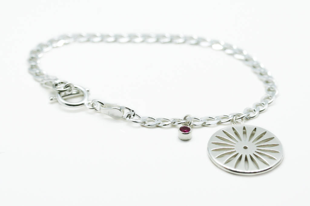Sterling-Silver-Starburst-and-Ruby-Charm-Bracelet-1024×682