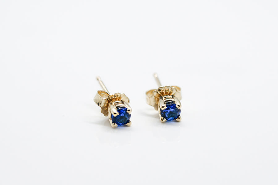 yg-sapp-stud-earrings